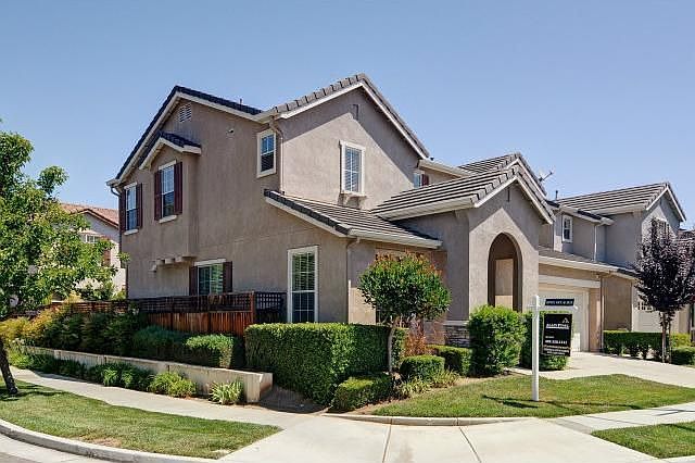 1st image of 869 Dederick Ct