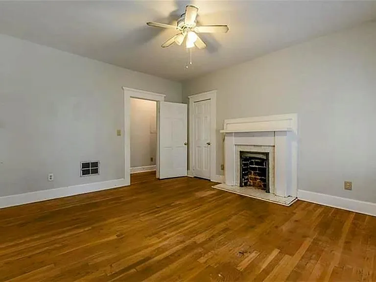 1191 Mansfield Ave NE — Photo 6