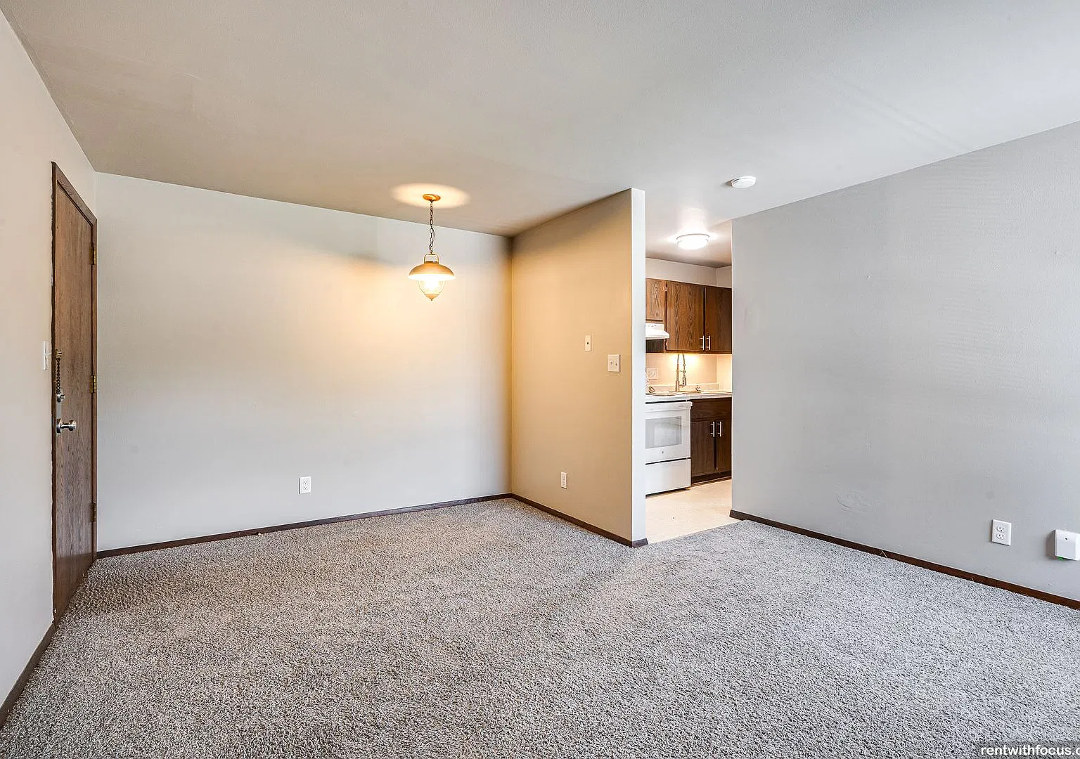 518/524 Isabella — Photo 3