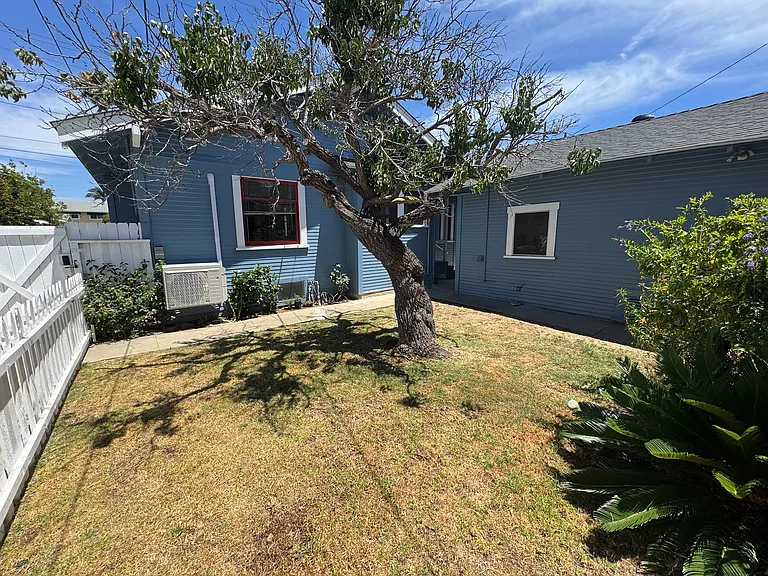 315 Newport Ave — Photo 26