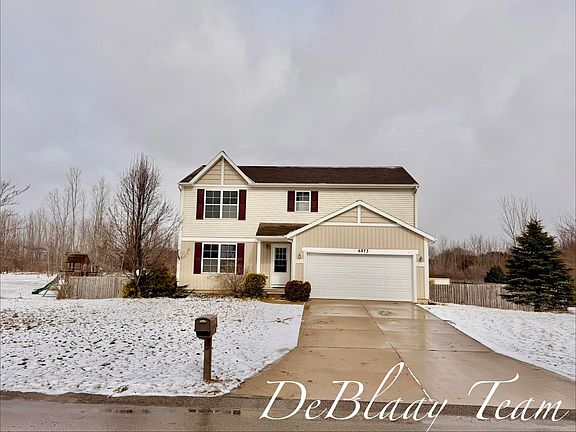 4th image of 6873 Peninsula Dr NE