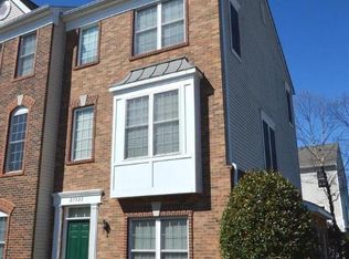 25322 Eldridge Ter, Chantilly, VA 20152
