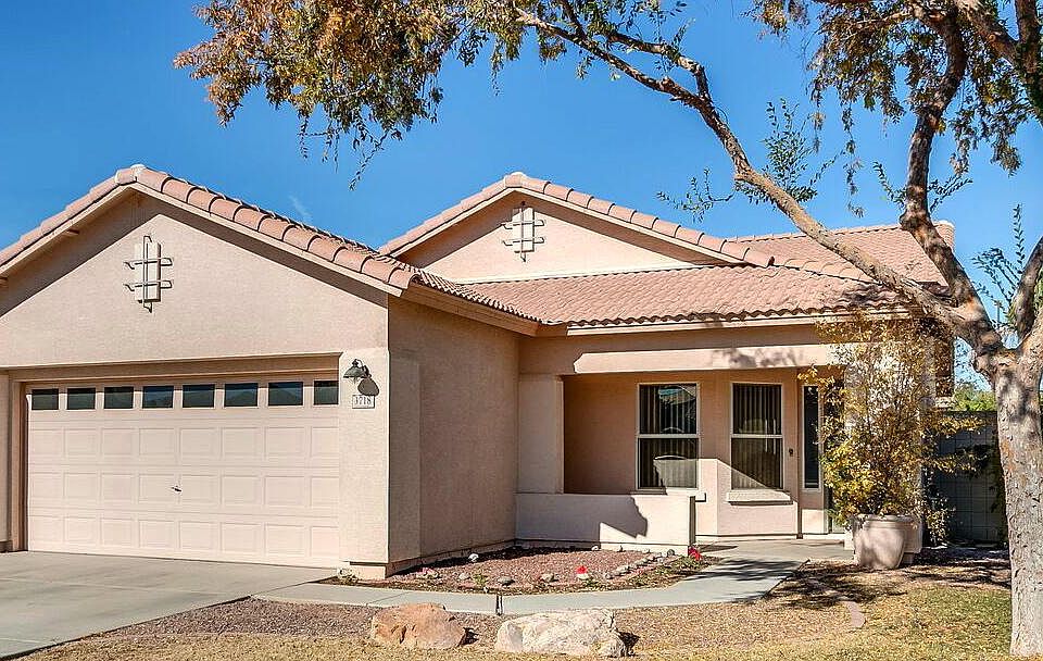 1st image of 3718 E Longhorn Dr