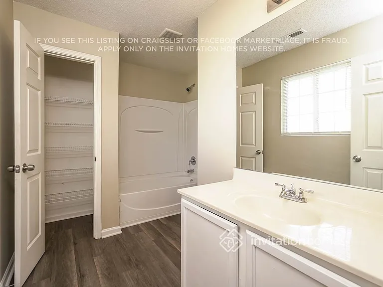 3789 Foxton Dr — Photo 11