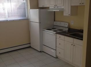 44 Park St #17, Newton, MA 02458