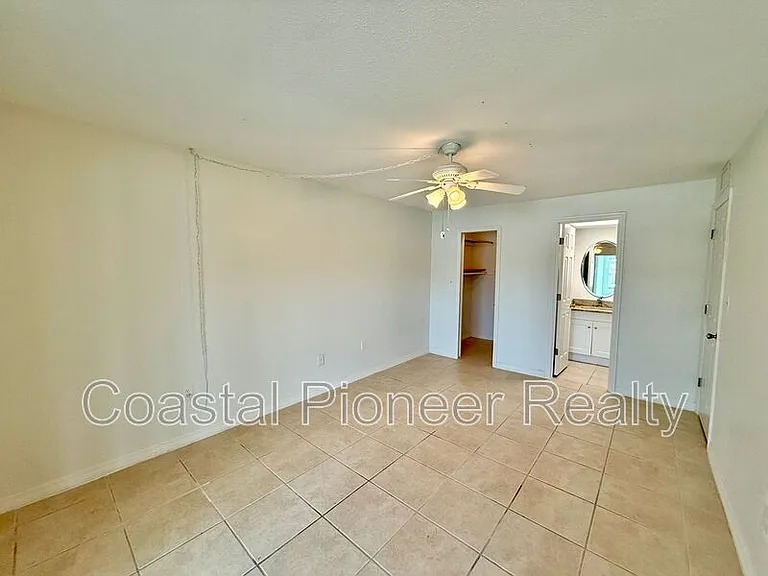 5111 Amulet Dr #B105 — Photo 13