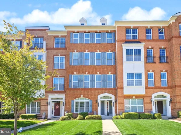 23654 Hopewell Manor Ter, Ashburn, VA 20148