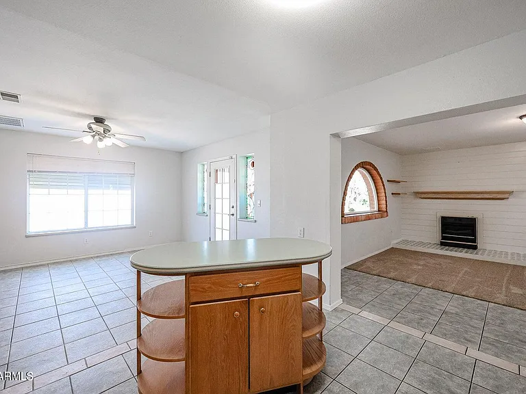1740 E Camino Del Santo — Photo 10