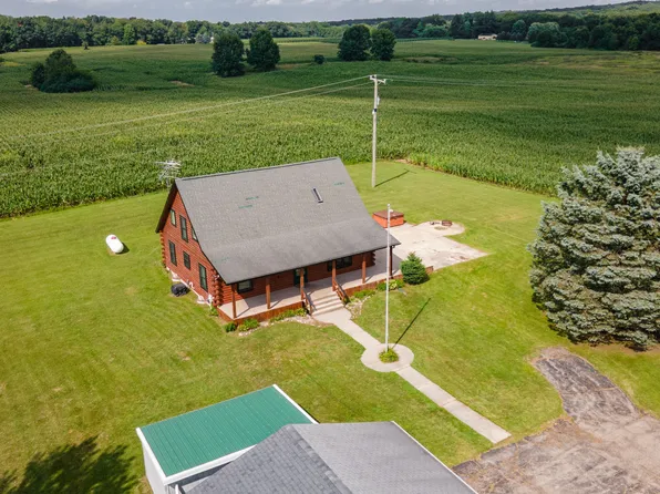 28720 County Road 354, Lawton, MI 49065