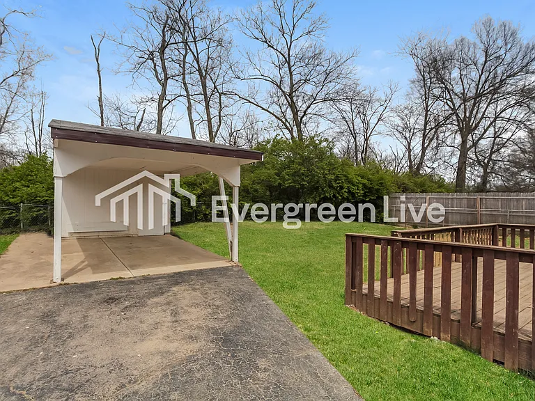 2590 Altura Dr — Photo 15