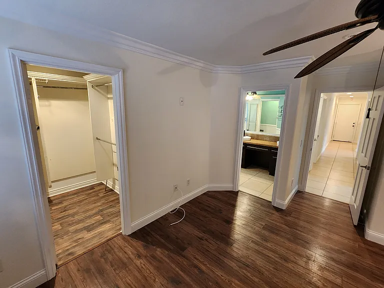 3045 E Newgrove St — Photo 26