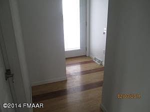 5th image of 102 4th St NE