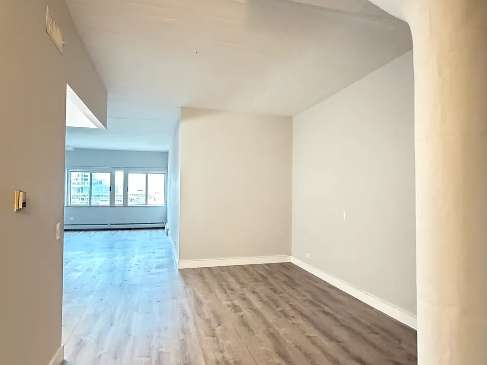80 Bay Street Lndg #8O