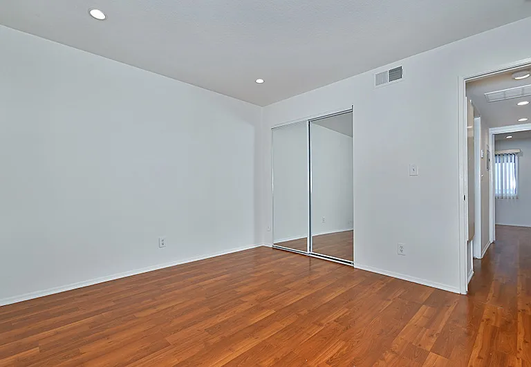 4235 Whitsett Ave #105 — Photo 26