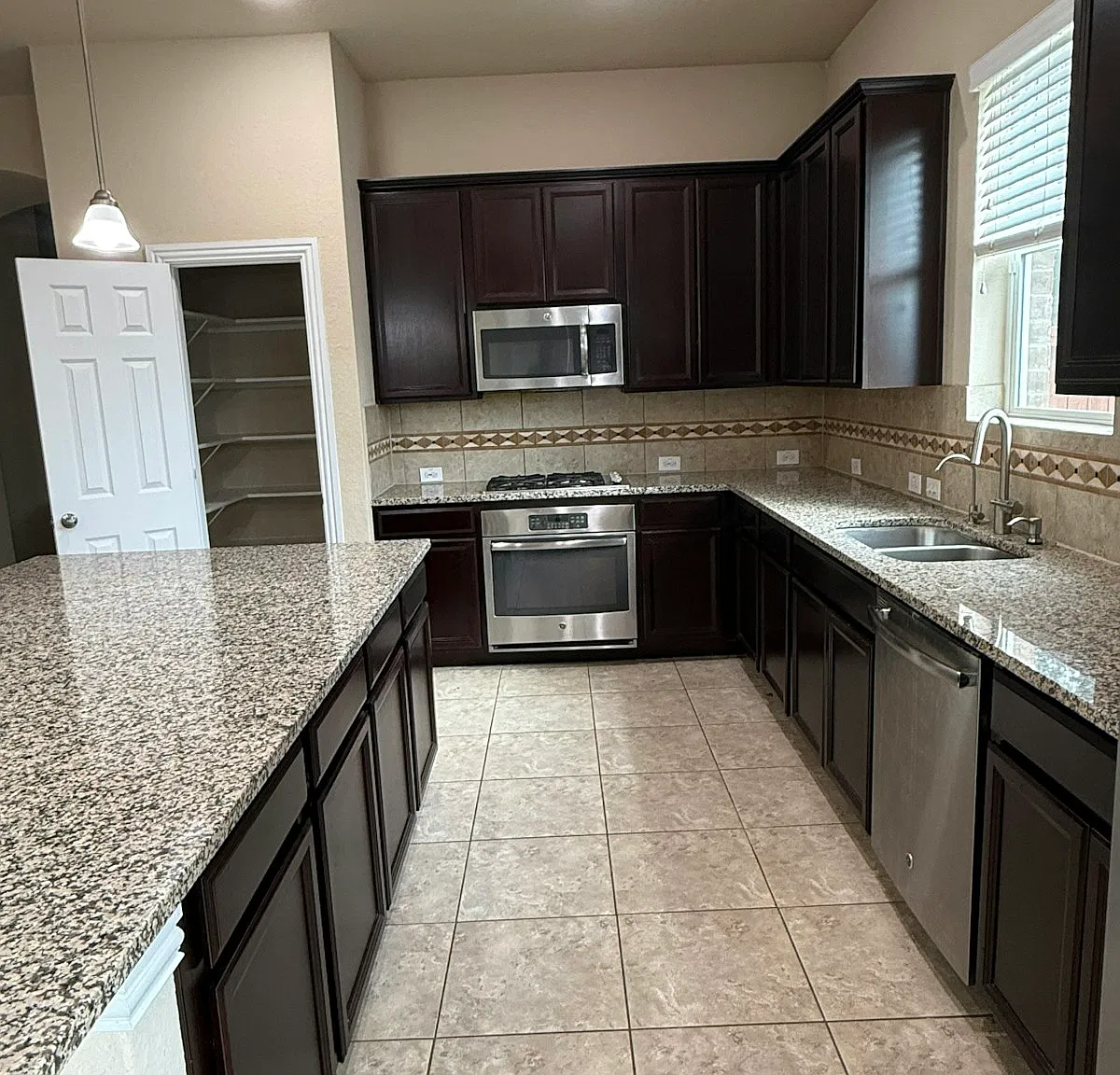 25703 Velvet Creek — Photo 4