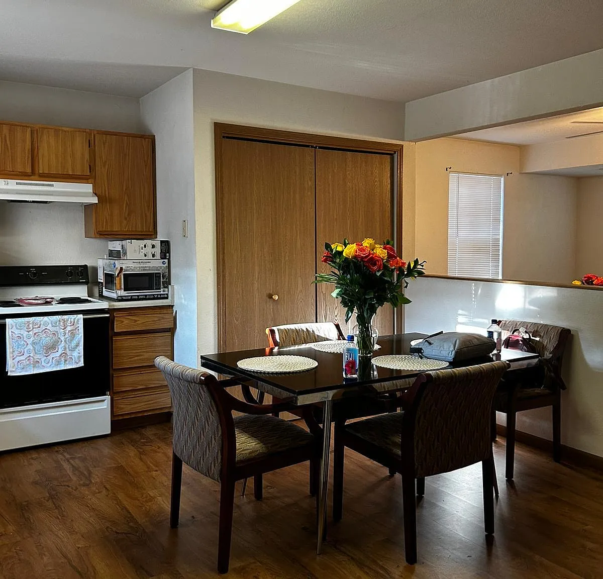 3 bed, 1120 sqft, $1,600 — Photo 4
