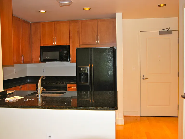 4101 Albemarle St NW #318 — Photo 10