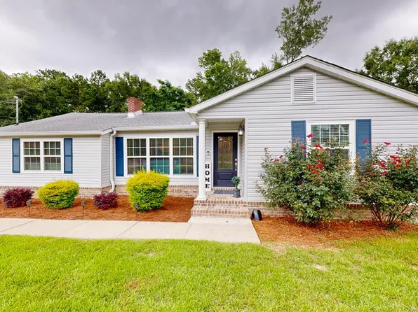 202 Phillips Ter, Dothan, AL 36303