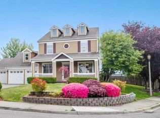 3320 Laurelwood Cir NE, Tacoma, WA