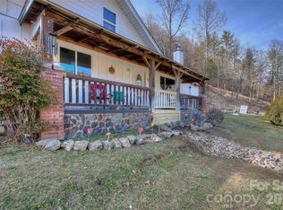 1029 Jacks Creek Rd, Burnsville, NC 28714