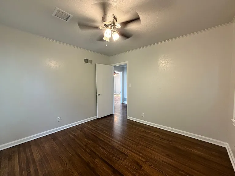 4819 S Owasso Ave — Photo 20