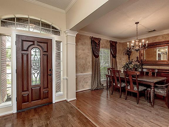 2nd image of 3210 Arbor Mill Ct
