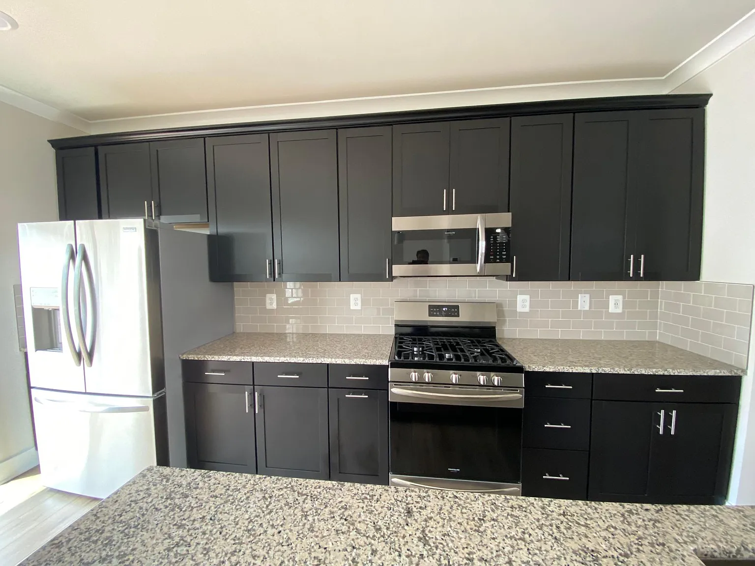 2106 Devine Rd — Photo 3