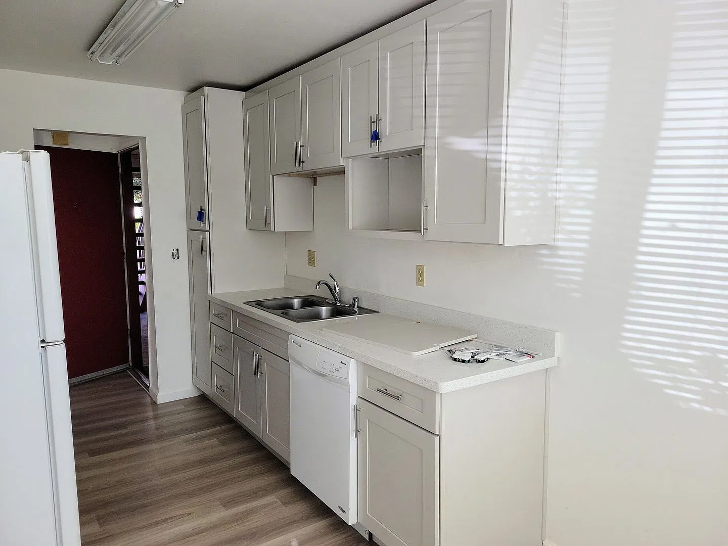 832 Hanover St — Photo 4