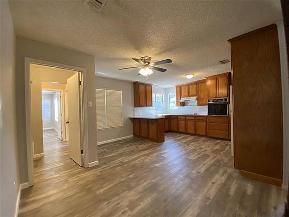 5th image of 2202 Boca Vista Ct