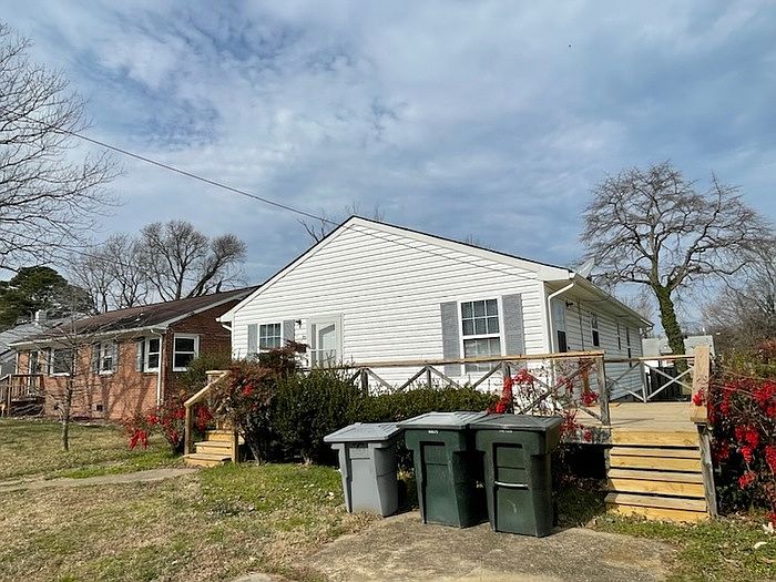2nd image of 702 Burgess Ave