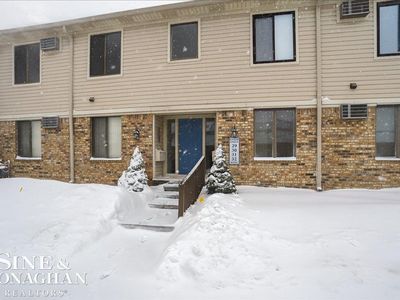 1700 River Rd APT 32, Marysville, MI, 48040
