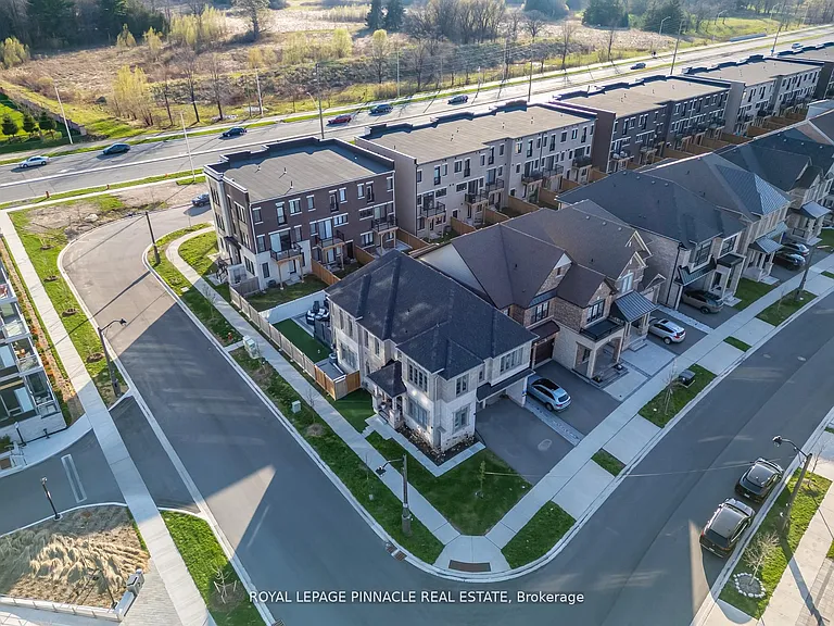 1504 Yellow Rose Cir #UPPER — Photo 43