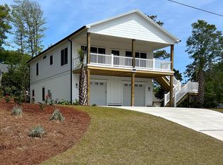 119 Purdie Dr, Emerald Isle, NC 28594