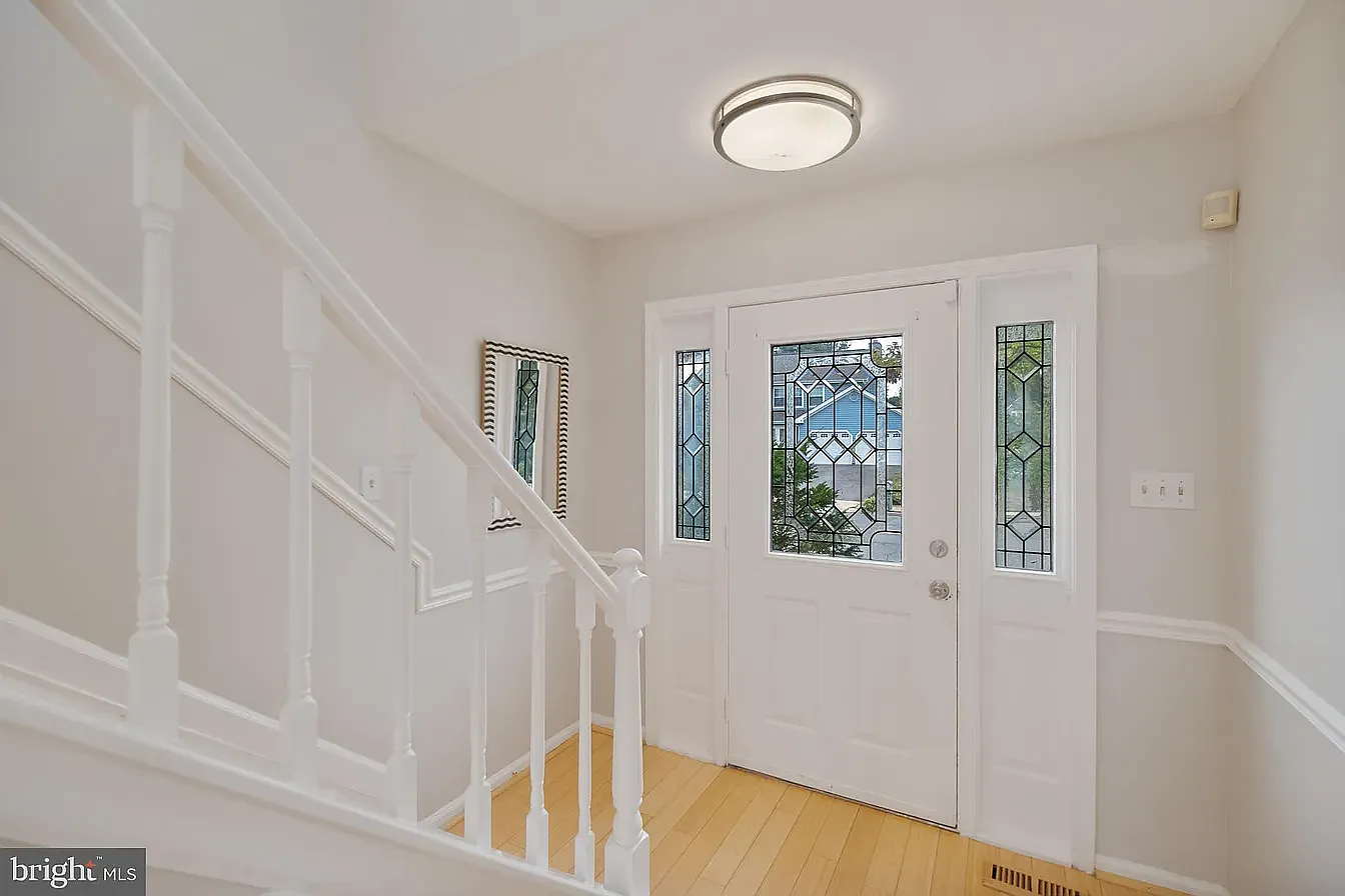 1 bed, $1,300 — Photo 3