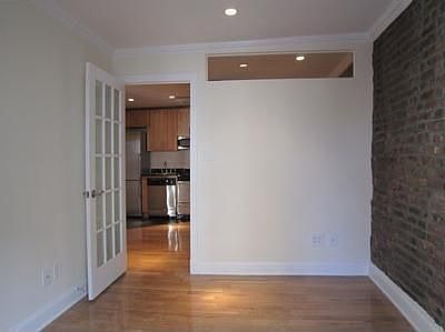 2nd image of 220 Avenue B