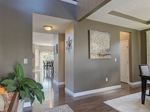2nd image of 1172 Del Mar Ct