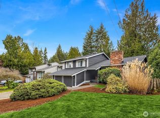 19401 30th Ave NE, Lake Forest Park, WA
