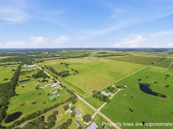825 Dulak Ln, Axtell, TX 76624