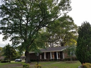 14 Fairway Dr, Tuscaloosa, AL 35405