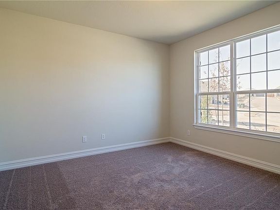 4th image of 2713 Sierra Morado Dr