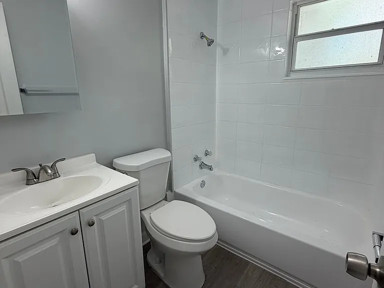 2935 Dr Martin Luther King Jr St S — Photo 14