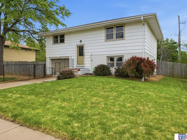 851 W Rose St, Lincoln, NE 68522