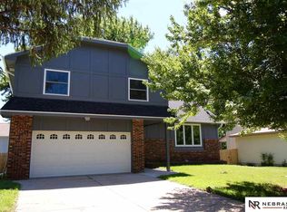 15515 Arbor St, Omaha, NE 68144