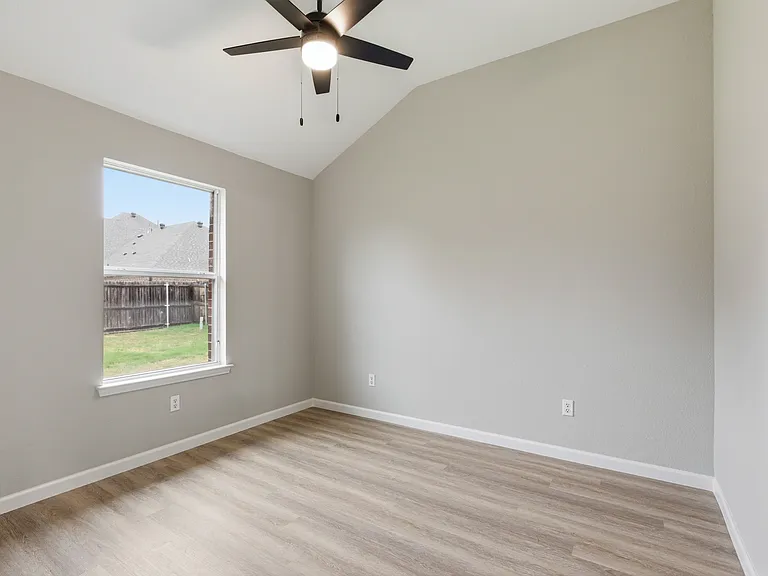 2051 Sunny Side Dr — Photo 29
