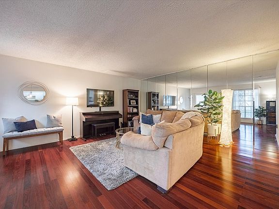 4th image of 6027 E University Blvd #215