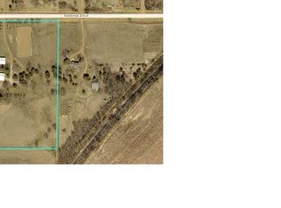 8255 Halstead Dr, Mound, MN 55364