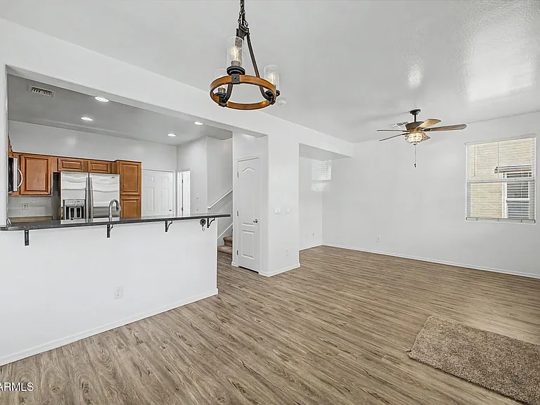 2879 N Claire Dr — Photo 10