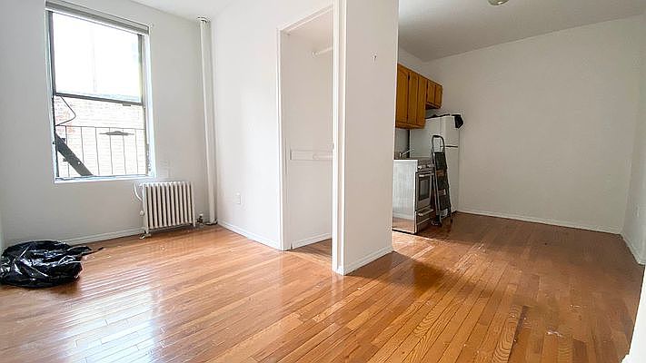 1st image of 219 Mulberry St #2C