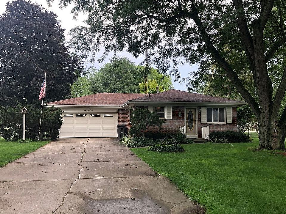 1st image of 410 Victory St