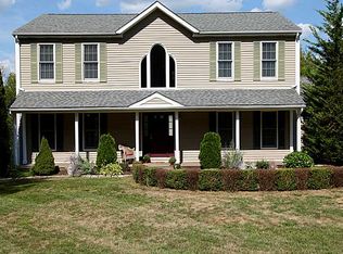 158 C Old Plainfield Pike, Foster, RI 02825